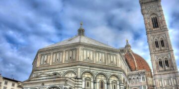 The Impact of Technology on the Church: Balancing Tradition and Innovation