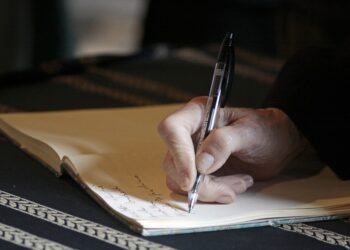 Uncovering the Stories of the Old Testament: Exploring the Ancient Texts