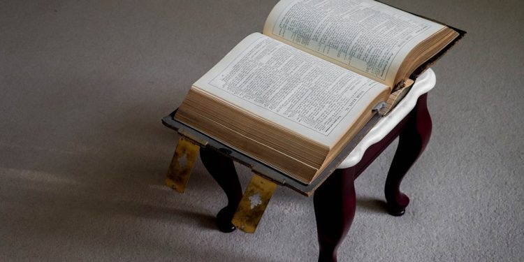 Interpreting Parables and Miracles: Understanding the Literary Devices of the New Testament