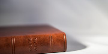 Rediscovering Faith: How the Bible Can Provide Guidance and Hope in Uncertain Times