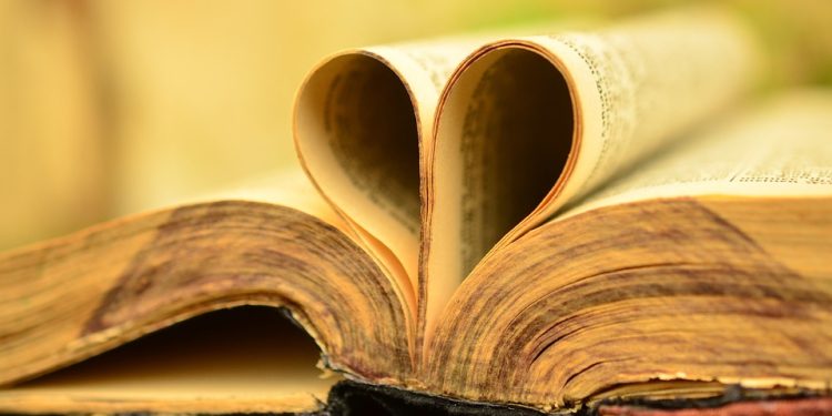 The Ultimate Guide to Bible Hub: Tips and Tricks for Using the Online Resource