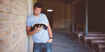 Exploring the Features of Bible Hub: A User’s Guide